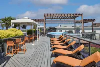 Homewood Suites by Hilton Savannah Historic District/Riverfront - piscina