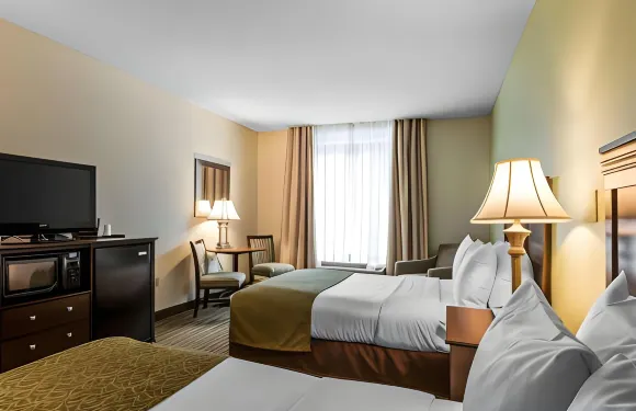 舒適酒店, 松樹山 - 南派恩斯