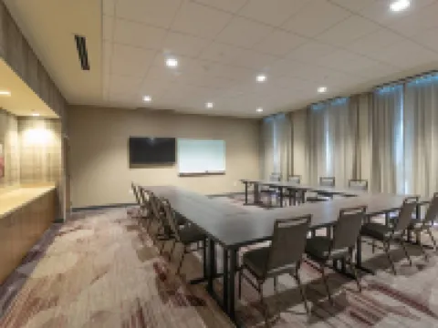 คอร์ทยาร์ด บาย มาริออท การ์เตอร์สวิลล์ โรงแรมในCartersville