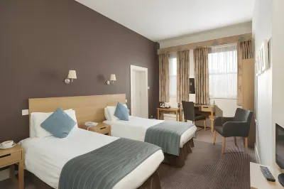 Ship and Castle Hotel Các khách sạn ở Truro