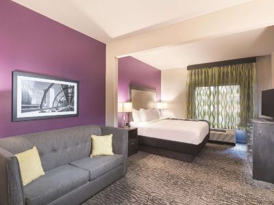 La Quinta Inn & Suites by Wyndham Kennesaw