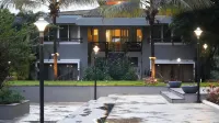 Golden Fields Resort Hotel a Bhadas Bk.
