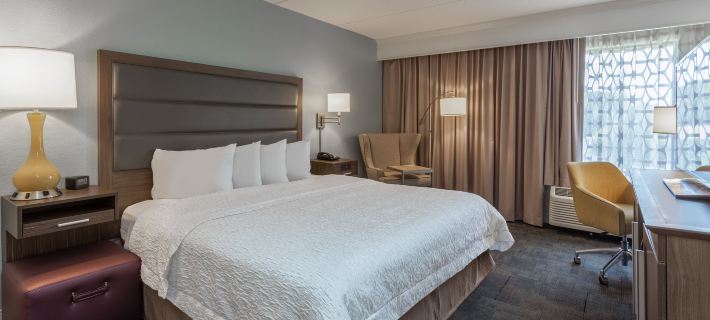 Hampton Inn Groton Hotels in Groton