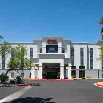 Hampton Inn & Suites Las Vegas Airport Hotel Exterior