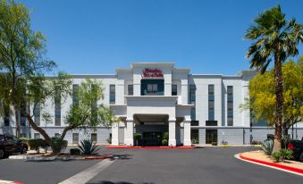 Hampton Inn & Suites Las Vegas Airport
