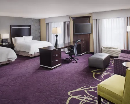 Hampton Inn & Suites Lansing West Hoteles en Waverly