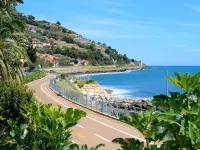 Casa Delle Margherite 2 Hotels in Cipressa