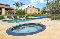 Newly Renovated Lanai!  Gorgeous Fully Stocked 2 Bd/2Ba on Golf Course!