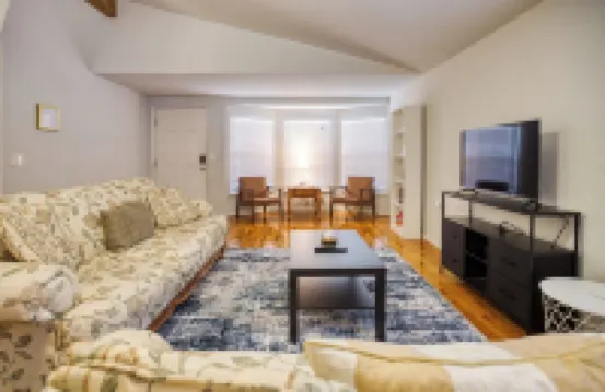 Seaside Serenity - Tranquil Retreat Near Mustang