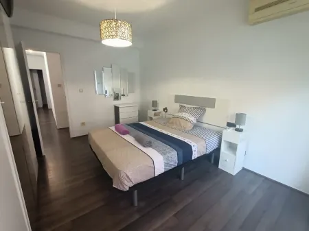 Appartement Spacieux , 600m de la Plage Situation Centre Villa à Coté Tramway