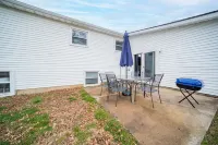 Brand New Luxurious Retreat near Downtown Vermilion and Beach Hotels in Vermilion