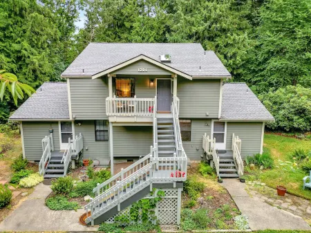 Galbraith Mountain Forest Escape