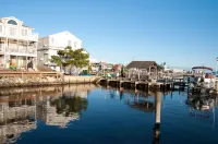 Middle of Dewey ,On the Bay, Close to the Beach