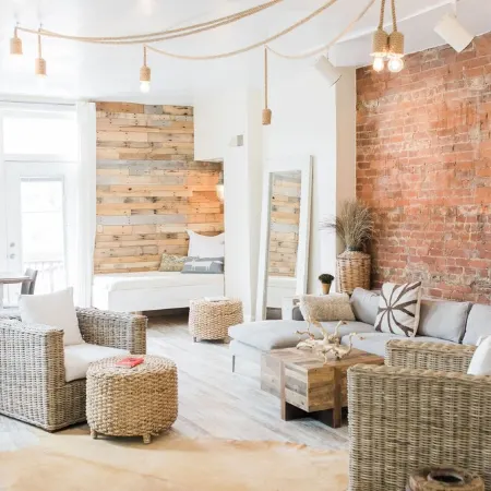 Experience this amazing Mt Adams home where celebrities stay