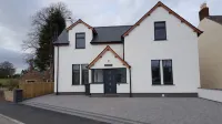 ANCRUM HOUSE self-catering accommodation in Gretna Green with hot tub Hotels in Gretna