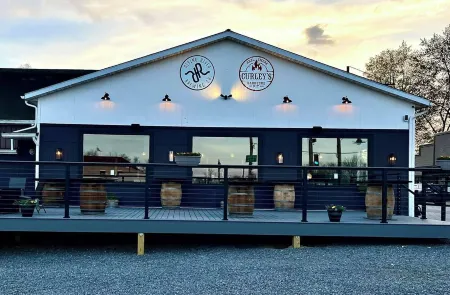 Downtown Studio at The Lake -Unit 4