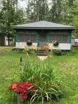 The Loon-ey Bin - Loon themed cottage less than 10 miles to Lake George - Homestays