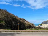 Sea view apartment close to restaurant and hiking trail