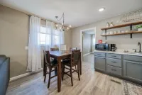 The James Stay on Historic Route 66, Minutes Away from Wineries & Restaurants