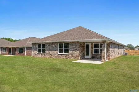 Lovely 3-bedroom house in Decatur with WiFi and AC