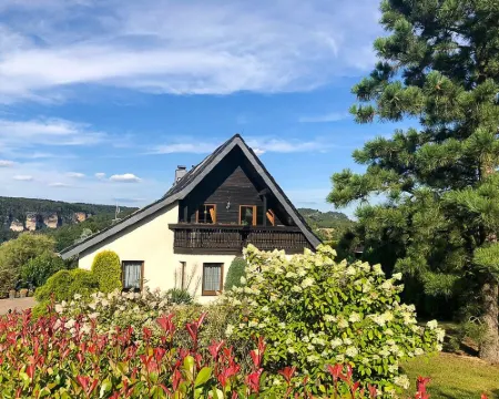 Traumhafte Aussicht für Aktivurlauber Hotels in Struppen