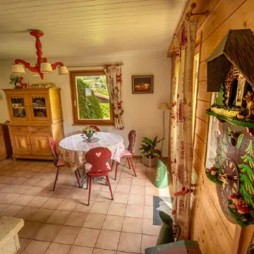 Quiet, Chalet "Le Pin" 3 CléVacances - 2 Bedrooms-Fireplace-Wifi -