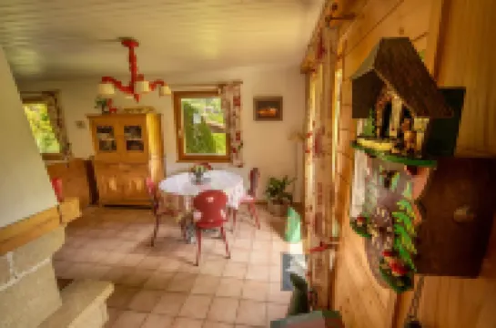 Quiet, Chalet "Le Pin" 3 CléVacances - 2 Bedrooms-Fireplace-Wifi -