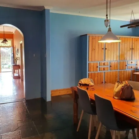 Idyllic Tuscan Paradise with Magical Gardens Отели в г. Миллисент