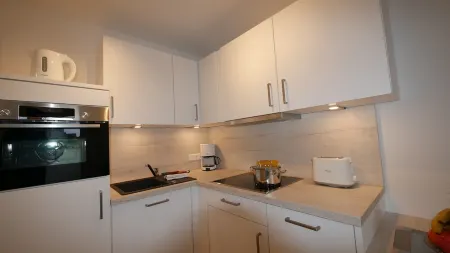 APARTMENT 2 - 2 ROOMS ON THE 1ST FLOOR Отели рядом с достопримечательностью «Campingplatz Eiland - Klaus Harms»