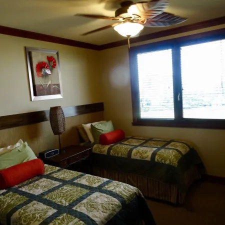 Discounts Available! Book Now! Penthouse with Beach, Ocean, Pool Views!