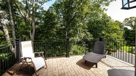 Book 3 or More Nights and Recieve Free Cleaning! Spa Like Onsuite Great Reviews