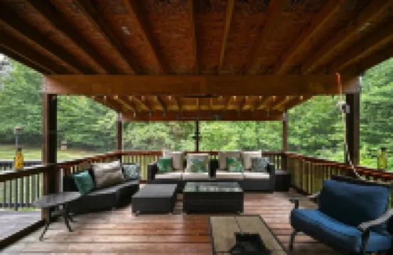 Lake Anna Retreat: 4Br 2BA ~ Game Room ~ Sleeps 8 ~ Fire Pit & Boat Access