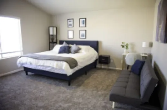 Jakes Place: Pool, Hot Tub, Billiards, Gazebo, BBQ, Fire Pit