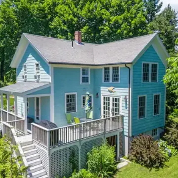 Cottage in Downtown Mystic