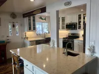 Lake front chalet-incredible view, sleeps 12!