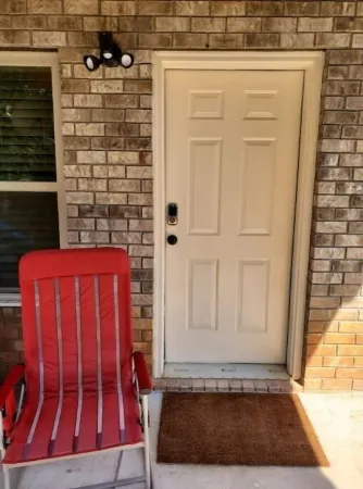 Luxurious Upscale Basement Guest House