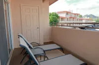 Cozy Pointe Resort Condo - Walking Distance to North Mountain!