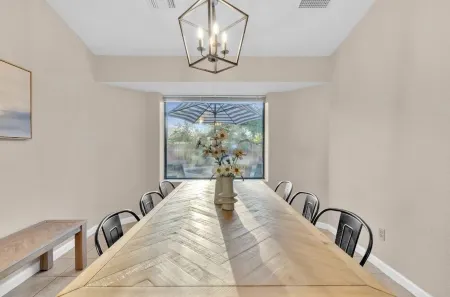 NEW Mountain View 4 BDRM Home with Pool & Spa, right on a Golf Course