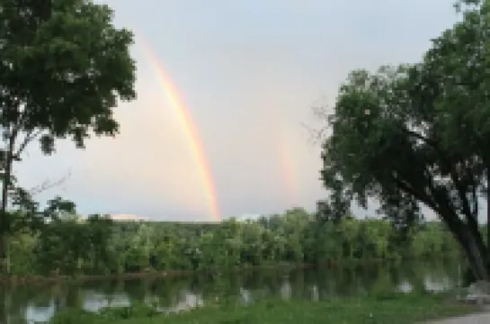 Great Cabin on Osage River in Tuscumbia, MO