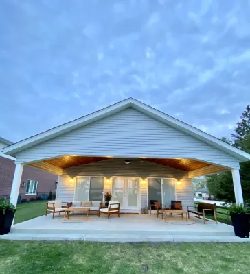 *New Listing* Cozy Lakefront Home - 10 Miles from Culver Academy