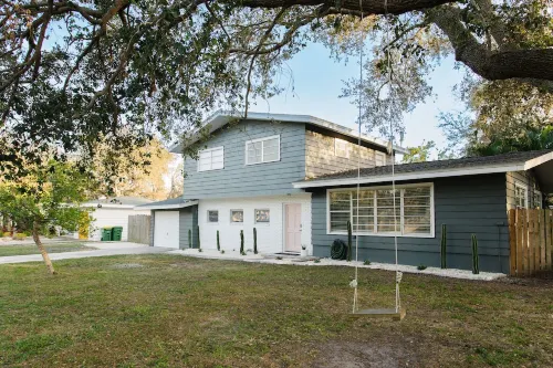 Welcome to Shoreline: 4Br, Heated Pool, 7Miles to Gulf Beaches. - Private Pool
