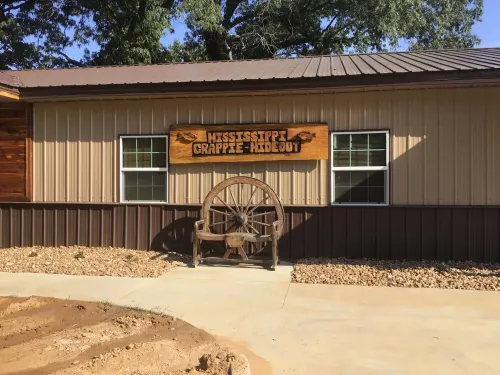 Newly built, 3 bedroom Cabin in a quiet neighborhood near Sardis Lake, MS.