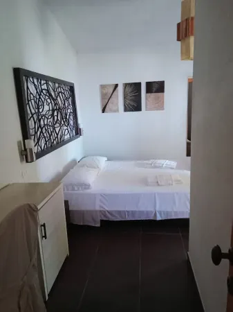 Accogliente Camera con Grande Terrazzo. Animali Domestici Ammessi Отели в г. Вьесте