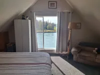 Walt's Point cabin on the gorgeous Kenai River in Soldotna..Alaska's Playground!