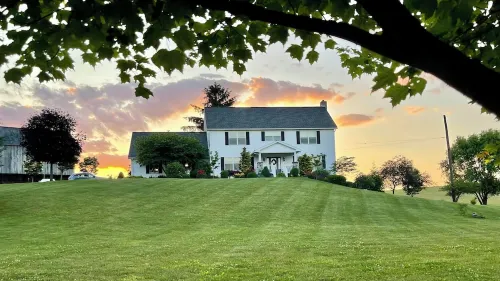 Cozy country basement studio apartment, with a large yard and woods.