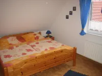Cozy apartment in a quiet location - near the beach and port