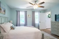 Beach House Bliss - Cape MayCoastal retreat w/space for multiple families!