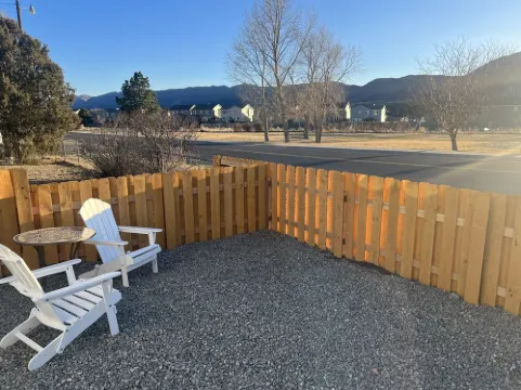 Mountain Oasis Cottage in town