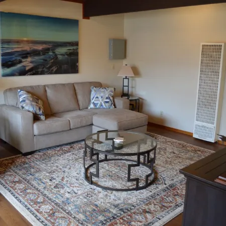 ARCATA ONE BEDROOM- stay near and downtown CalPoly Humboldt - a 13-min stroll