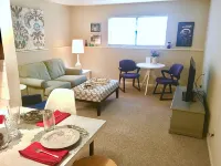 Fabulous Aggieville Hideaway - Convenient 1 bedroom next to KSU & Aggieville
